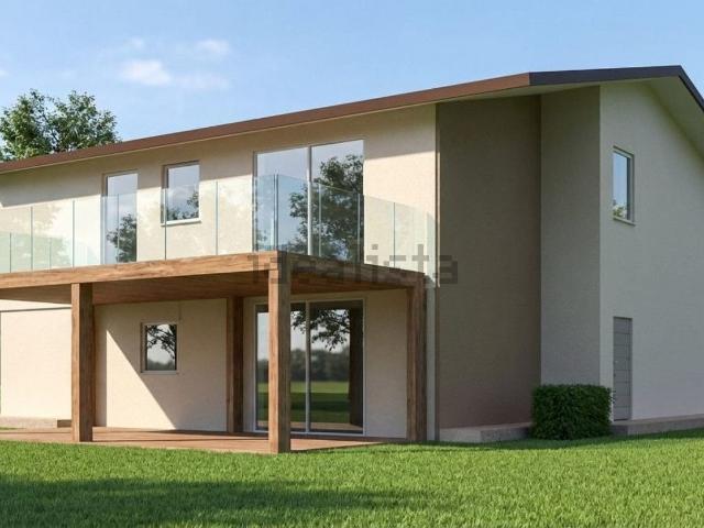 Villetta indipendente in vendita di 306 m² in Via G. Marconi