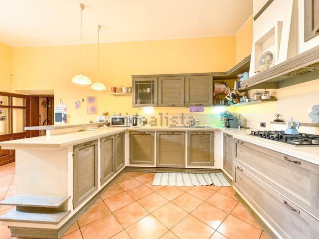 Villetta indipendente in vendita di 306 m² in Via Opagliolo, 20