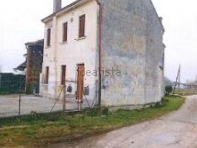 Villetta indipendente in vendita di 308 m² in Via Corno, 16