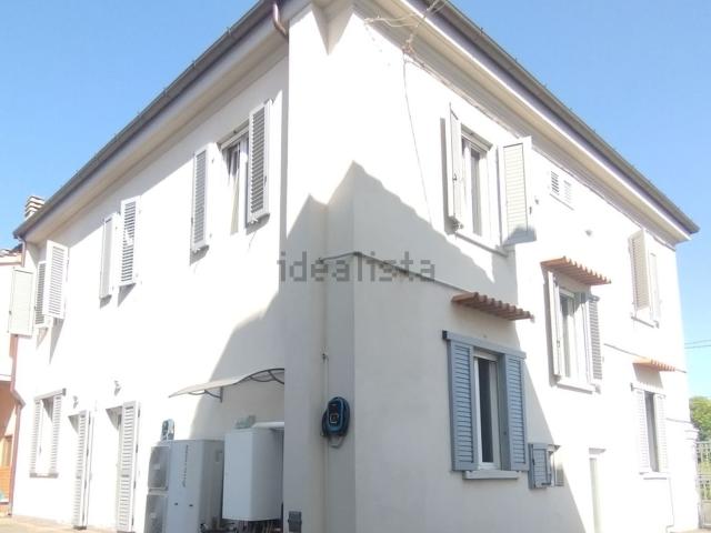 Villetta indipendente in vendita di 308 m² in Via Vecchia Fiorentina II Tronco, 272