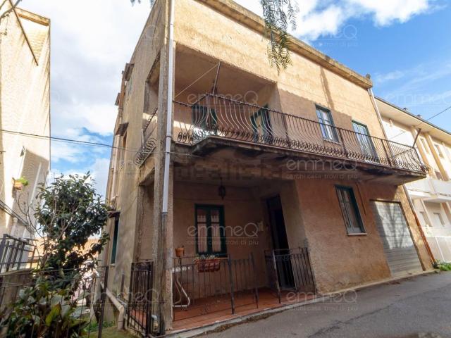 Villetta indipendente in vendita di 309 m² in Salita Al Bosco, 40