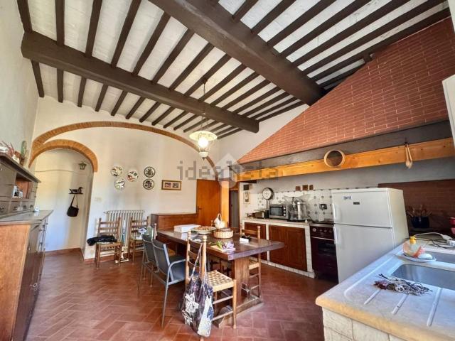 Villetta indipendente in vendita di 309 m² in Via Giuseppe Verdi, 33