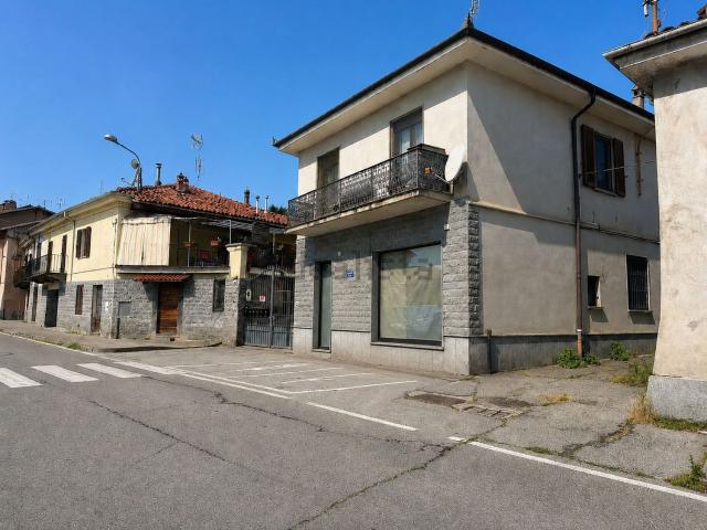 Villetta indipendente in vendita di 309 m² in Via Nazionale, 178
