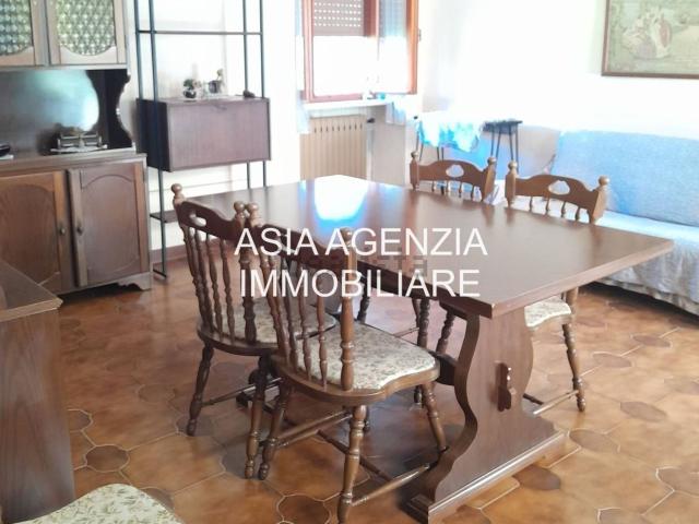 Villetta indipendente in vendita di 309 m² in Via Petrobelli, 8