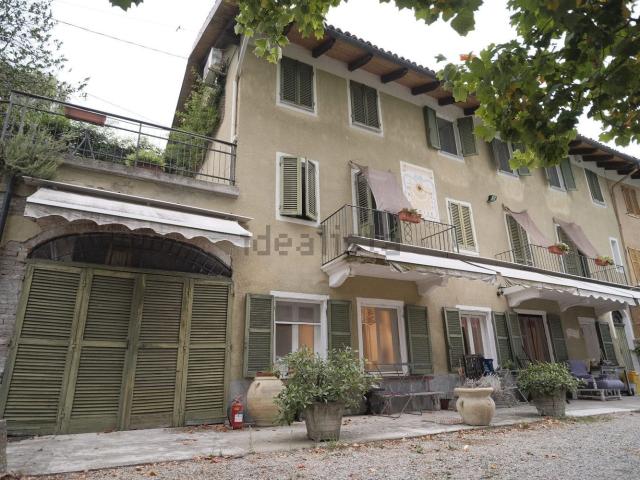 Villetta indipendente in vendita di 309 m² in Frazione Cortanieto