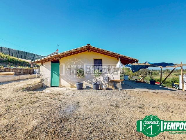 Villetta indipendente in vendita di 30 m² in Strada Citerna