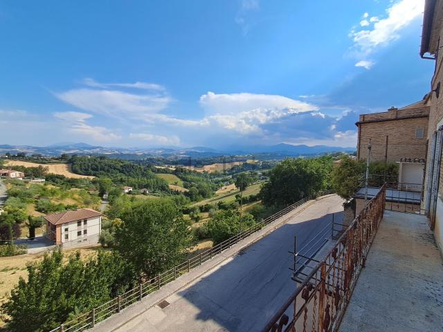 Villetta indipendente in vendita di 310 m² in Via Giuseppe Mazzini, 23