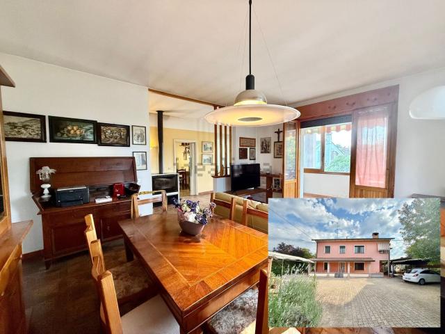 Villetta indipendente in vendita di 310 m² in Via dei Fiocinini, 10