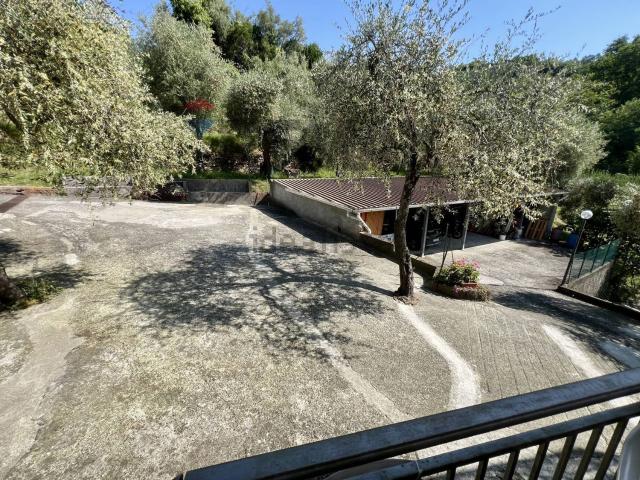 Villetta indipendente in vendita di 310 m² in Via Fontana, 1