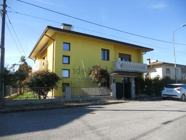 Villetta indipendente in vendita di 310 m² in Via San Gervasio, 8