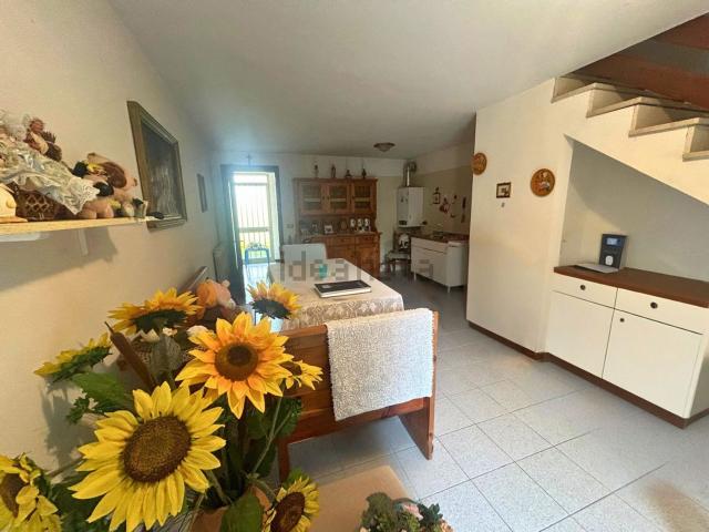 Villetta indipendente in vendita di 310 m² in Via Panarella