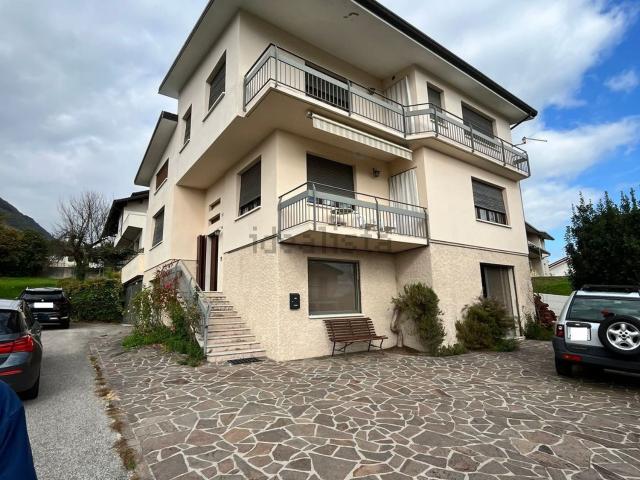 Villetta indipendente in vendita di 310 m² in Via Pedemontana, 32