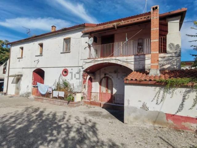 Villetta indipendente in vendita di 310 m² in Via recupero
