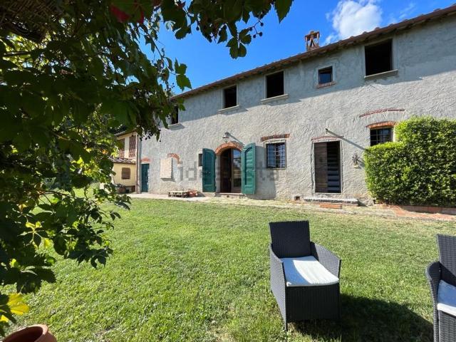 Villetta indipendente in vendita di 310 m² in Piazza Lazzaro Papi, 8