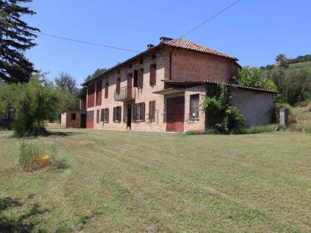 Villetta indipendente in vendita di 310 m² in Strada convento tinella, 11