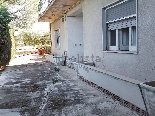 Villetta indipendente in vendita di 311 m² in Via Piano Valle