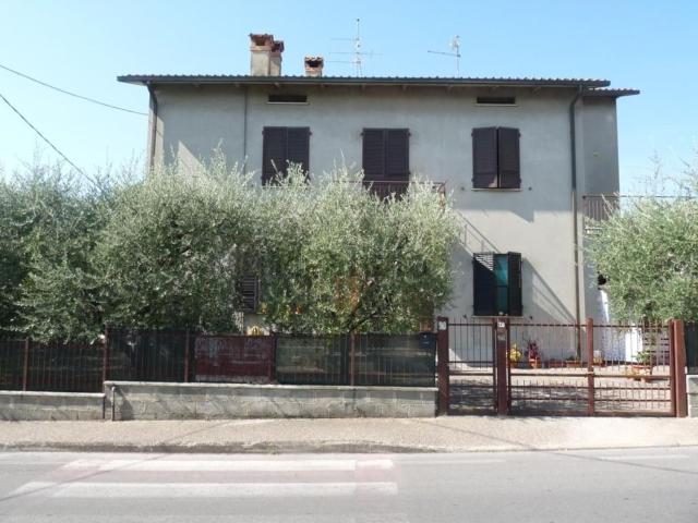 Villetta indipendente in vendita di 311 m² in Via Roma