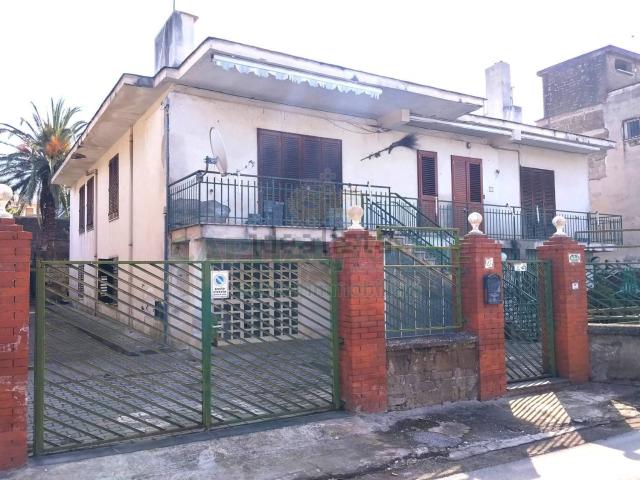 Villetta indipendente in vendita di 312 m²
