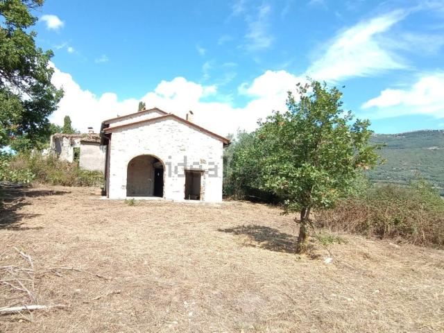 Villetta indipendente in vendita di 313 m² in Strada San Giovanni del Prugneto