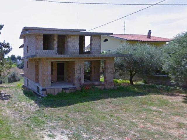 Villetta indipendente in vendita di 314 m² in Via dei Platani