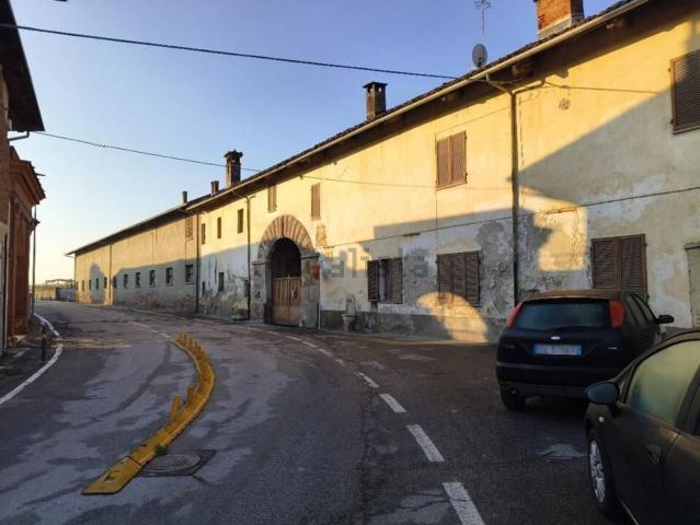Villetta indipendente in vendita di 315 m² in Via Tapparelli, 10