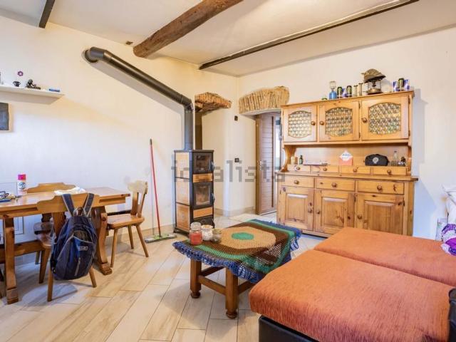 Villetta indipendente in vendita di 315 m² in Via Vico