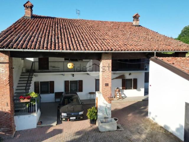 Villetta indipendente in vendita di 317 m² in Frazione San Giovanni Perucca, 157