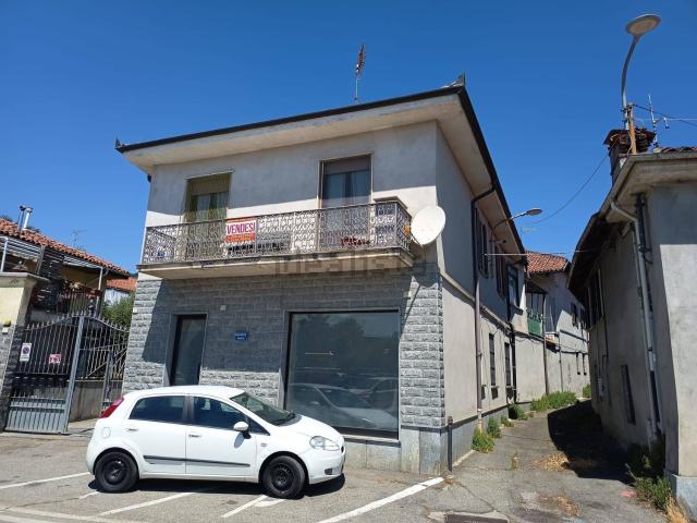 Villetta indipendente in vendita di 318 m² in Via Nazionale, 178