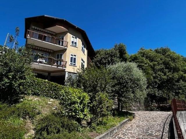 Villetta indipendente in vendita di 318 m² in Via San Carlo Borromeo, 30