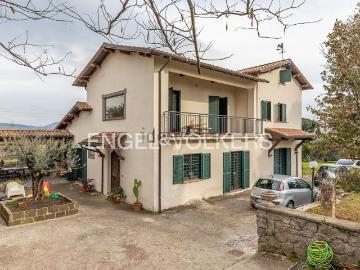 Villetta indipendente in vendita di 319 m² in Via di Acqua Palomba