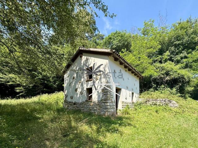 Villetta indipendente in vendita di 31 m² in Via Casare