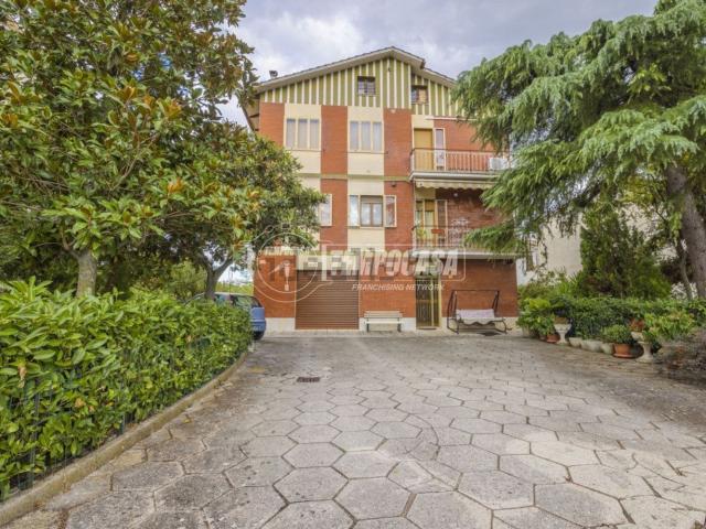 Villetta indipendente in vendita di 320 m²