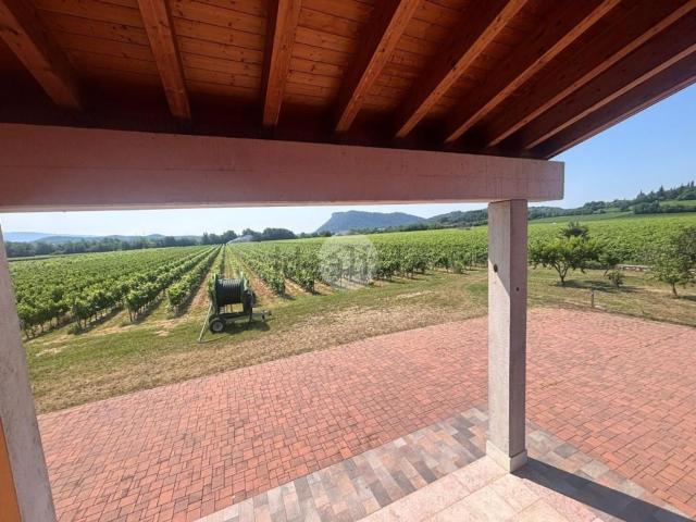 Villetta indipendente in vendita di 320 m² in Via Coraine, 21
