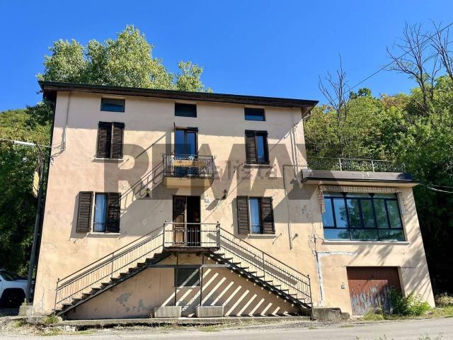Villetta indipendente in vendita di 320 m² in Via Besozzola, 20
