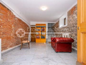 Villetta indipendente in vendita di 320 m² in Via del Teatro