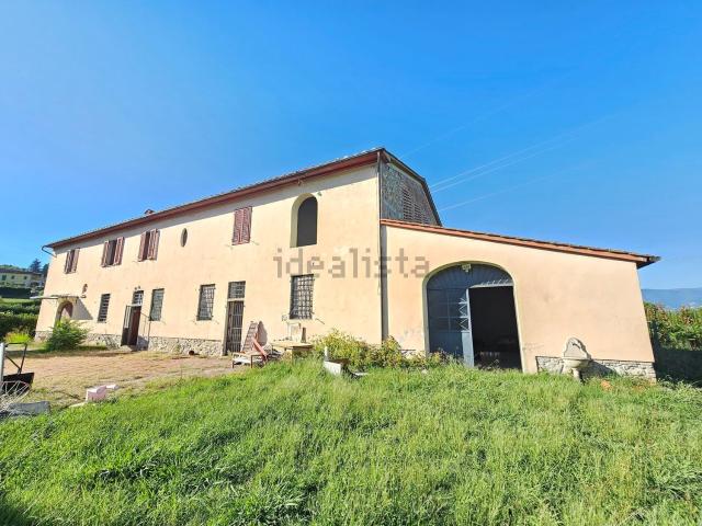 Villetta indipendente in vendita di 320 m² in Via di Montechiaro, 1