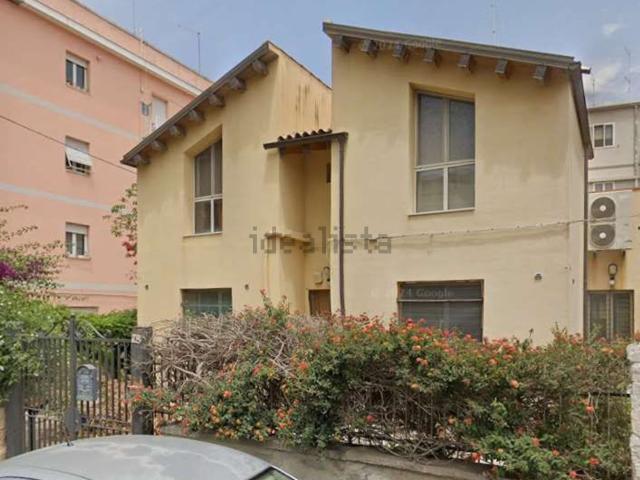 Villetta indipendente in vendita di 320 m² in Via Filippo Juvara