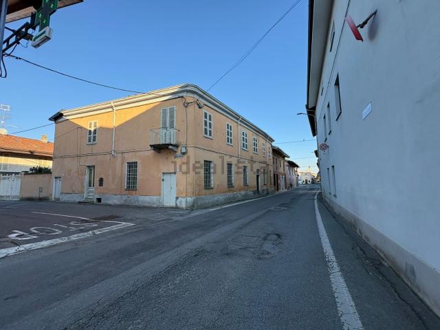 Villetta indipendente in vendita di 320 m² in Via Maestra, 70