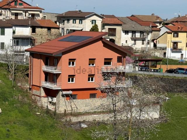 Villetta indipendente in vendita di 320 m² in Via Nazionale
