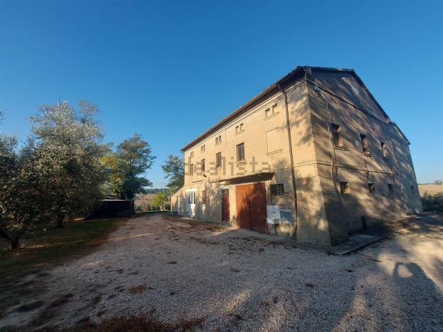 Villetta indipendente in vendita di 320 m² in Via Sant&apos Amico, 74