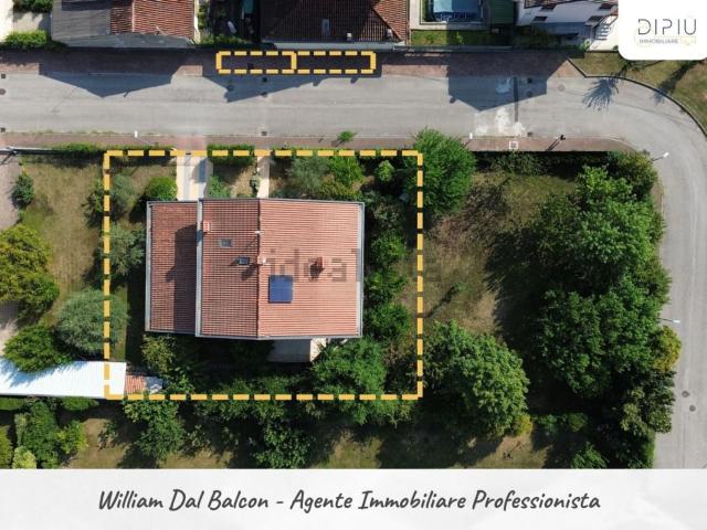 Villetta indipendente in vendita di 320 m² in Via Prole, 27