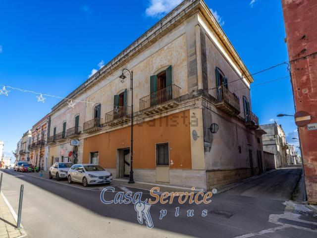 Villetta indipendente in vendita di 320 m² in Via Vittorio Emanuele