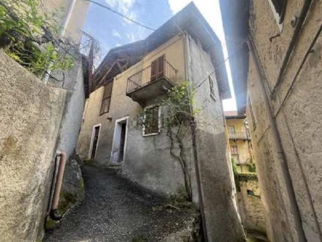 Villetta indipendente in vendita di 320 m² in Via Vittorio Emanuele II