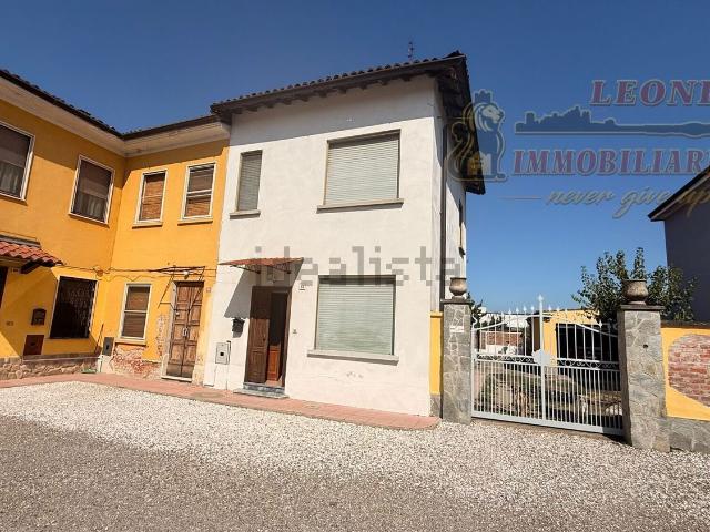 Villetta indipendente in vendita di 320 m² in Via XX Settembre, 64