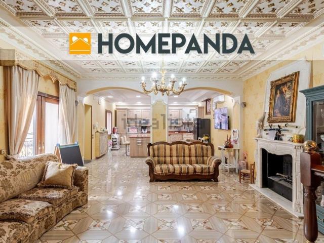 Villetta indipendente in vendita di 320 m² in Vico I Parrocchia, 8