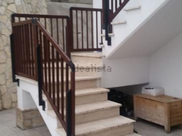 Villetta indipendente in vendita di 320 m² in Frazione Ripe