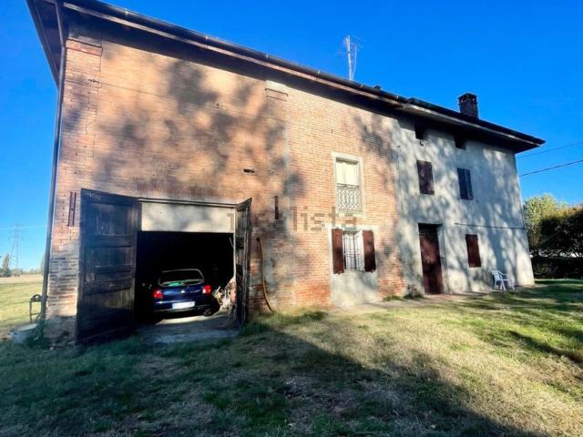 Villetta indipendente in vendita di 323 m² in Via Lunga Sottobosco, 1500