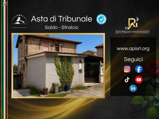 Villetta indipendente in vendita di 325 m² in Via Madonna Delle Grazie, 45