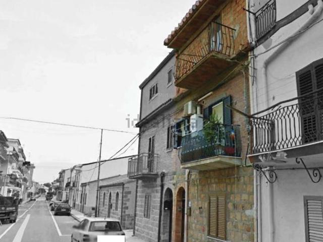 Villetta indipendente in vendita di 325 m² in Via Nazario Sauro, 138