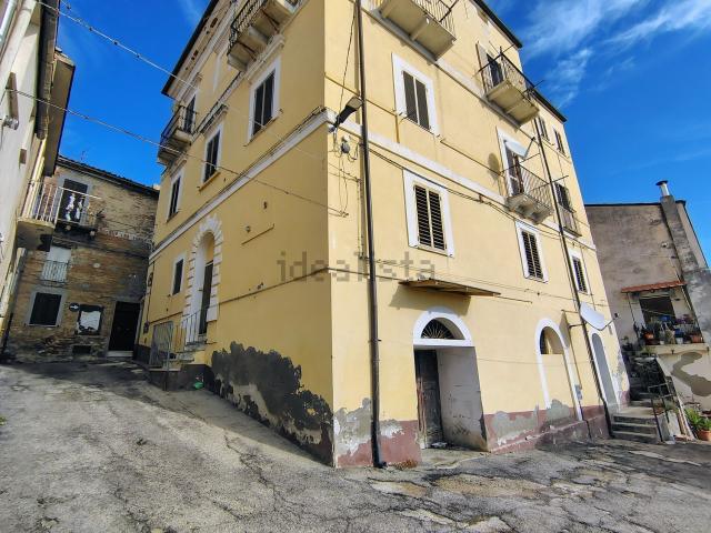 Villetta indipendente in vendita di 325 m² in Via San Rocco, 35